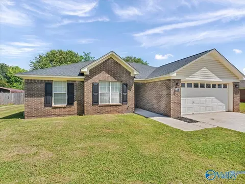 169 Stone Hill Dr, Huntsville, AL 35811