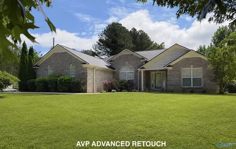 305 Wildwood Way, Somerville, AL 35670