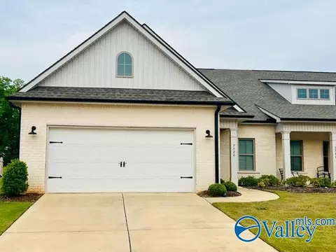 7529 Doris Ruth Ln, Owens Cross Roads, AL 35763