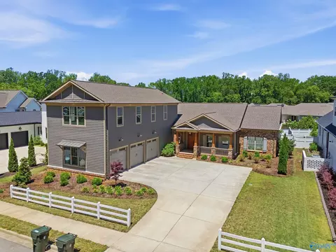 205 Farmhouse Dr, Madison, AL 35757