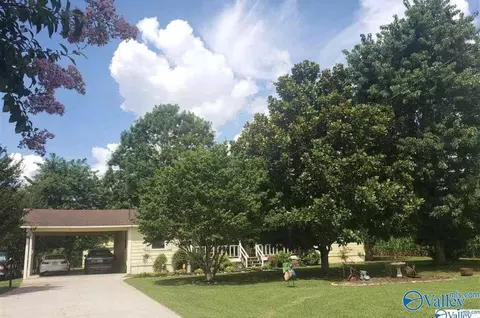 3908 Maysville Rd, Huntsville, AL 35811