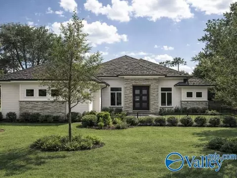 2905 Garth Rd, Huntsville, AL 35801