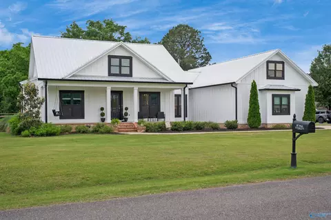 1021 Rosehaven Dr, Southside, AL 35907