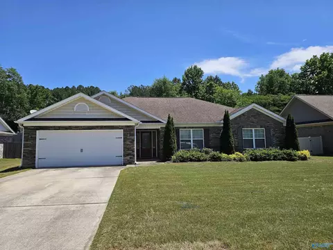 400 Dominion Dr, Hartselle, AL 35640