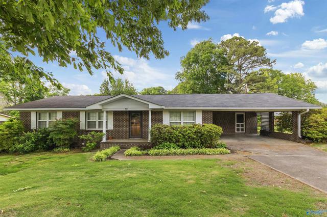 944 4th Ave, Arab, AL 35016