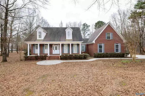 121 Brookhaven Ln, Hamilton, AL 35570