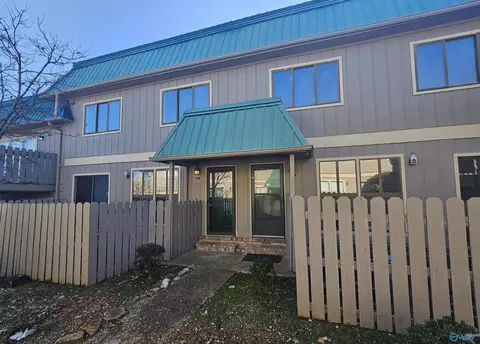 2225 Golf Rd #301, Huntsville, AL 35802