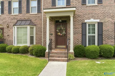 233 Inverness Dr #233, Huntsville, AL 35802