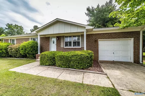 106 Douglas St, Madison, AL 35758