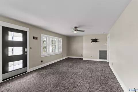 Living - 65 Campbell Rd, Grant, AL 35747 photo 3 of 5