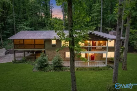 124 Catherine Dr, Owens Cross Roads, AL 35763