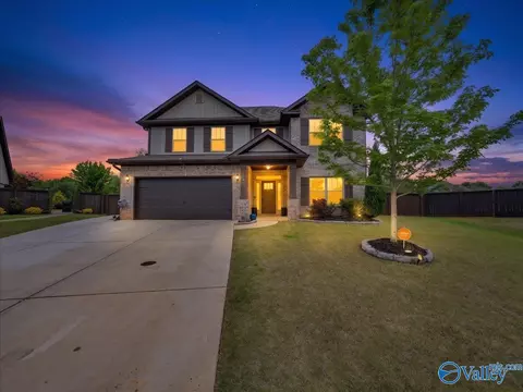 101 Cupolo Cir, Huntsville, AL 35806