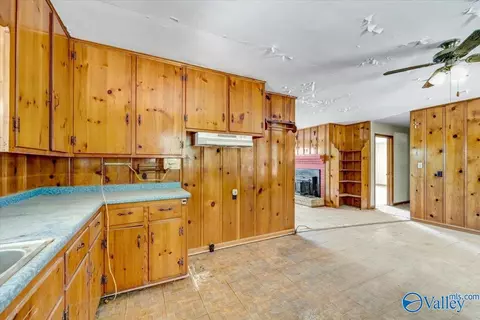 Kitchen - 112 N Greenway Dr, Trinity, AL 35673 photo 5 of 5