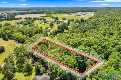 View/Area - 112 N Greenway Dr, Trinity, AL 35673 photo 2 of 2