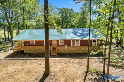 Exterior - 112 N Greenway Dr, Trinity, AL 35673 photo 10 of 10