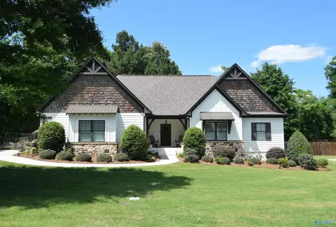 180 Greystone Pass, Guntersville, AL 35976