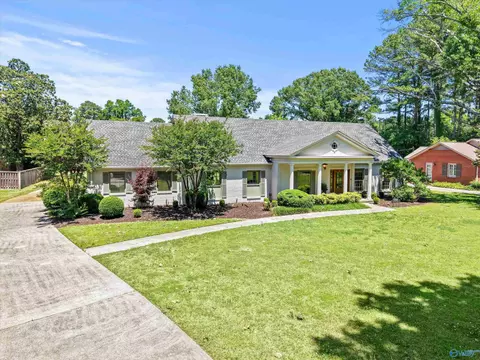 2004 Brookmeade Rd, Decatur, AL 35601