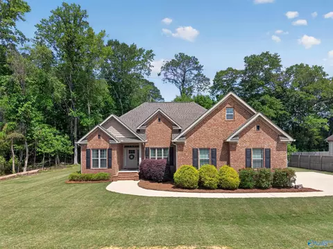 55 Cottonwood Dr, Gadsden, AL 35901