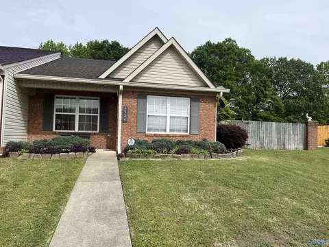 1524 Georgetown St, Decatur, AL 35603