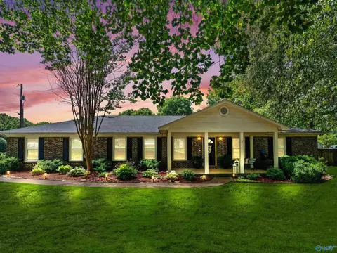 127 Wingfield Dr, Madison, AL 35758