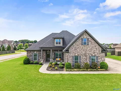 136 Stonycrossing Rd, Meridianville, AL 35759