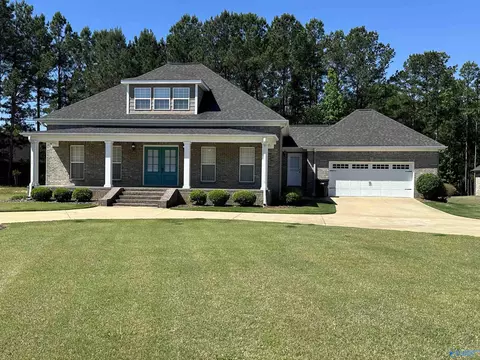 1827 Hannah St, Southside, AL 35907