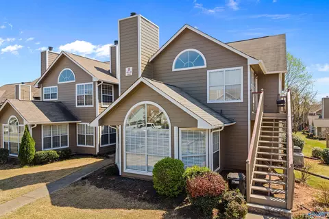 171 Waters Edge Ln #171, Madison, AL 35758