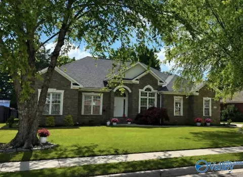 115 Spearpoint Ln, Meridianville, AL 35759