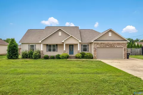 1690 Sturkietown Rd, Southside, AL 35907