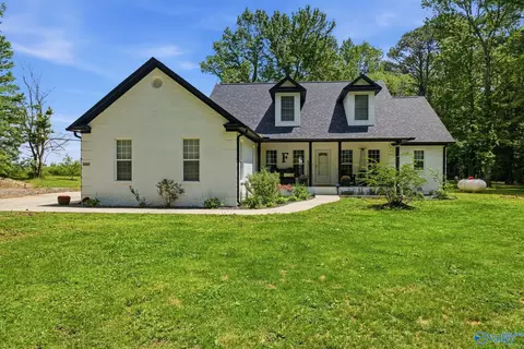 301 Mimi Ln, Toney, AL 35773