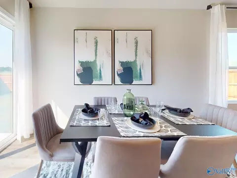 Dining - 1037 John Ave, Trinity, AL 35673 photo 3 of 4