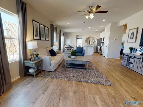Living - 1057 John Ave, Trinity, AL 35673 photo 1 of 7