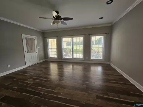 Living - 6800 County Road 38, Section, AL 35771 photo 3 of 4