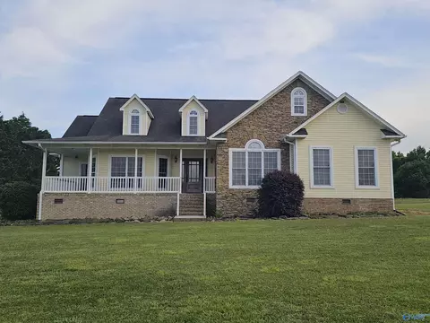 6800 County Road 38, Section, AL 35771