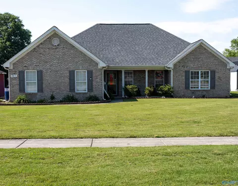 487 Wilson Mann Rd, Owens Cross Roads, AL 35763