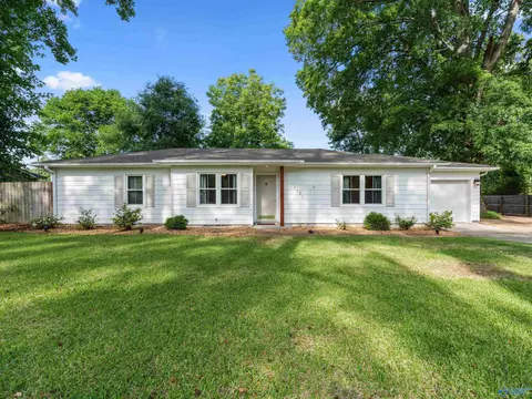1721 Pennylane, Decatur, AL 35601