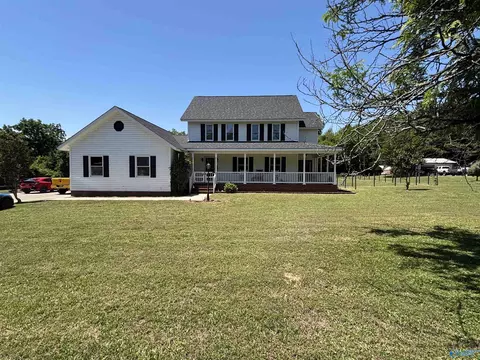 5005 Brookwood Dr, Huntsville, AL 35810