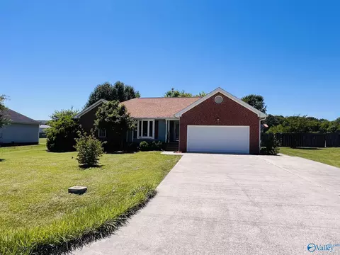 170 City Park Rd, New Hope, AL 35760