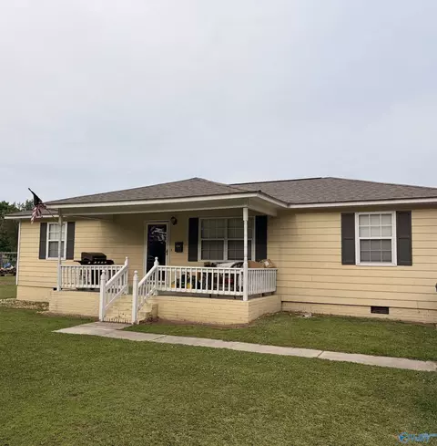 238 S Edmondson St, Albertville, AL 35950