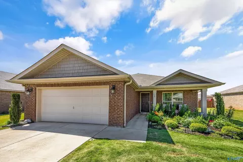108 Tobin Ln, Hazel Green, AL 35750