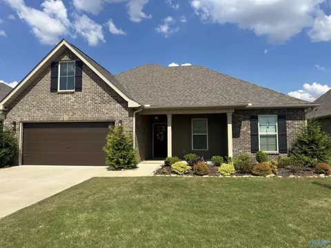 129 Amanda Deann Dr, New Market, AL 35761