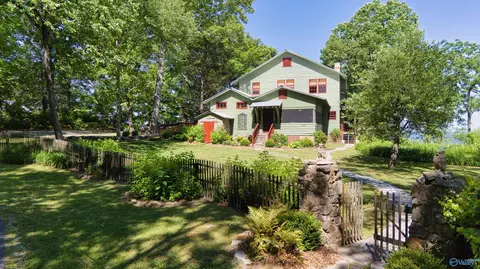 232 S South Cool St, Mentone, AL 35984