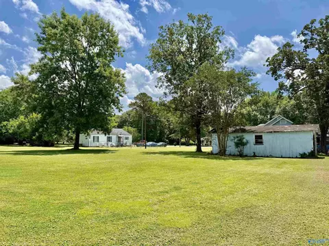 Exterior - 3270 Spring St, Cedar Bluff, AL 35959 photo 4 of 9