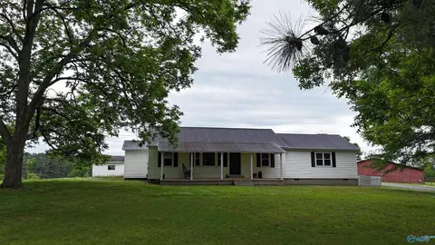 5515 Highpoint Rd, Horton, AL 35980