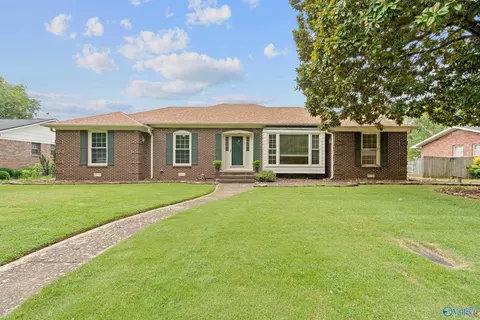 10202 Melanie Dr, Huntsville, AL 35803