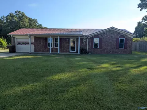 18551 Prescott St, Athens, AL 35614