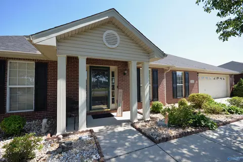 211 Williston Dr, Huntsville, AL 35806