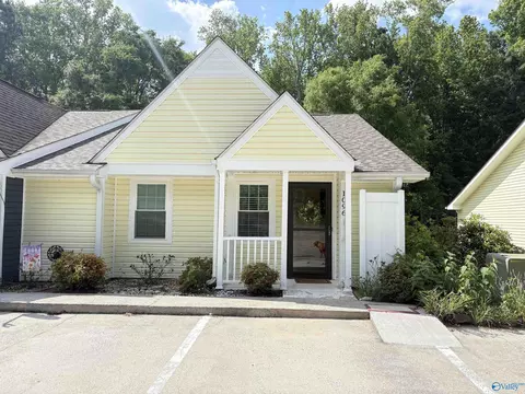 1096 Bob Jones Rd, Scottsboro, AL 35769
