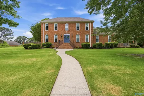 1672 Pinehurst Ln, Killen, AL 35645