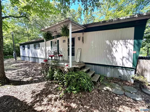 509 County Road 585, Cedar Bluff, AL 35959